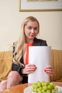 Bernie Spreads Her Pussy