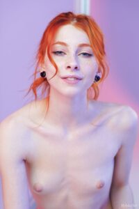 Carolina Sun Nude With Mirror (17)